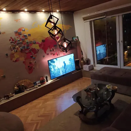 Cozy Penthouse Διαμέρισμα